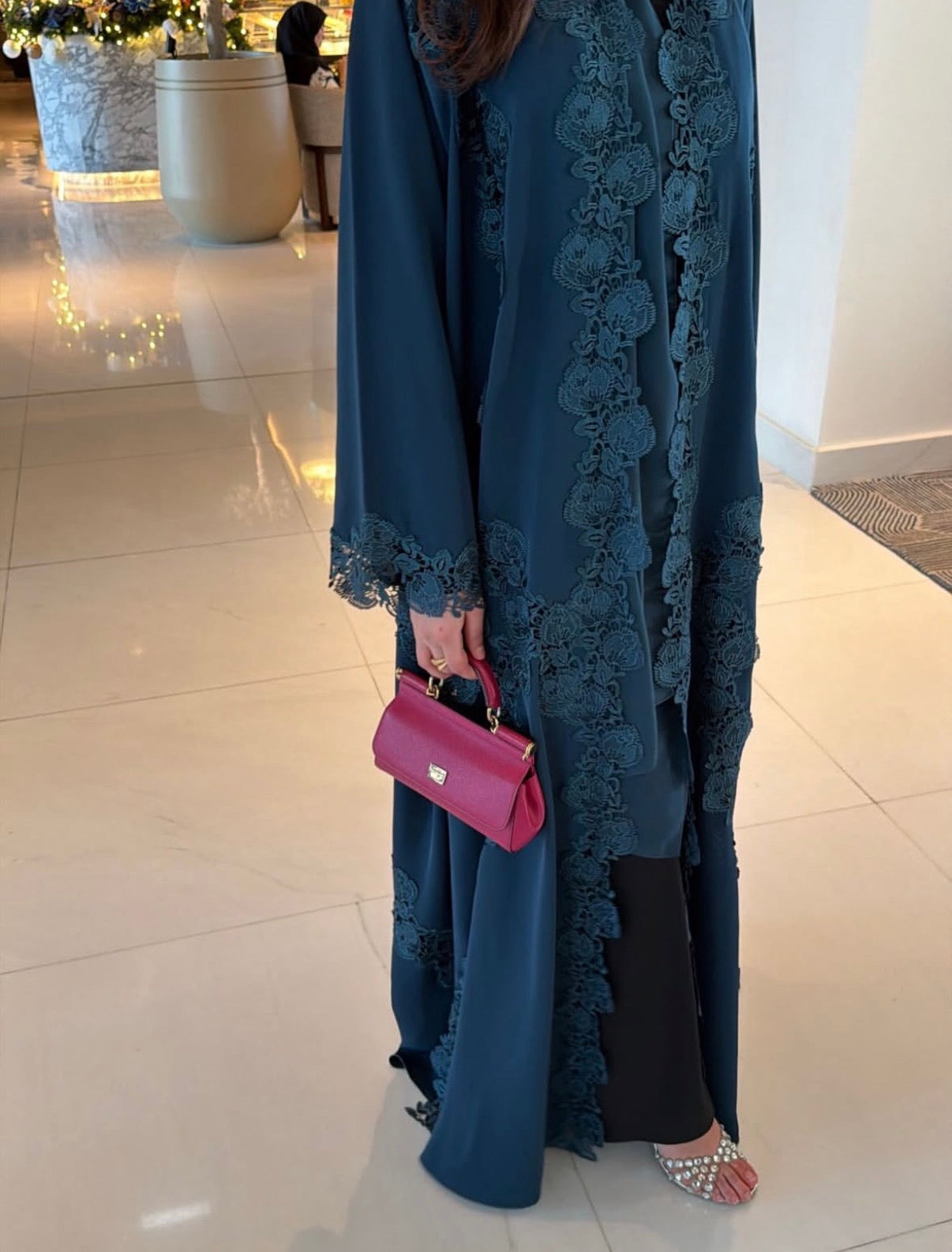 abaya l203