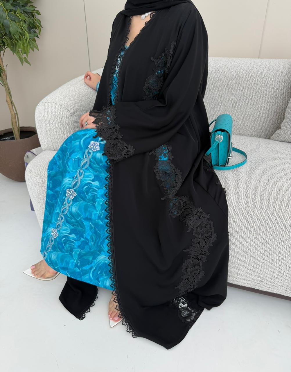 abaya l209