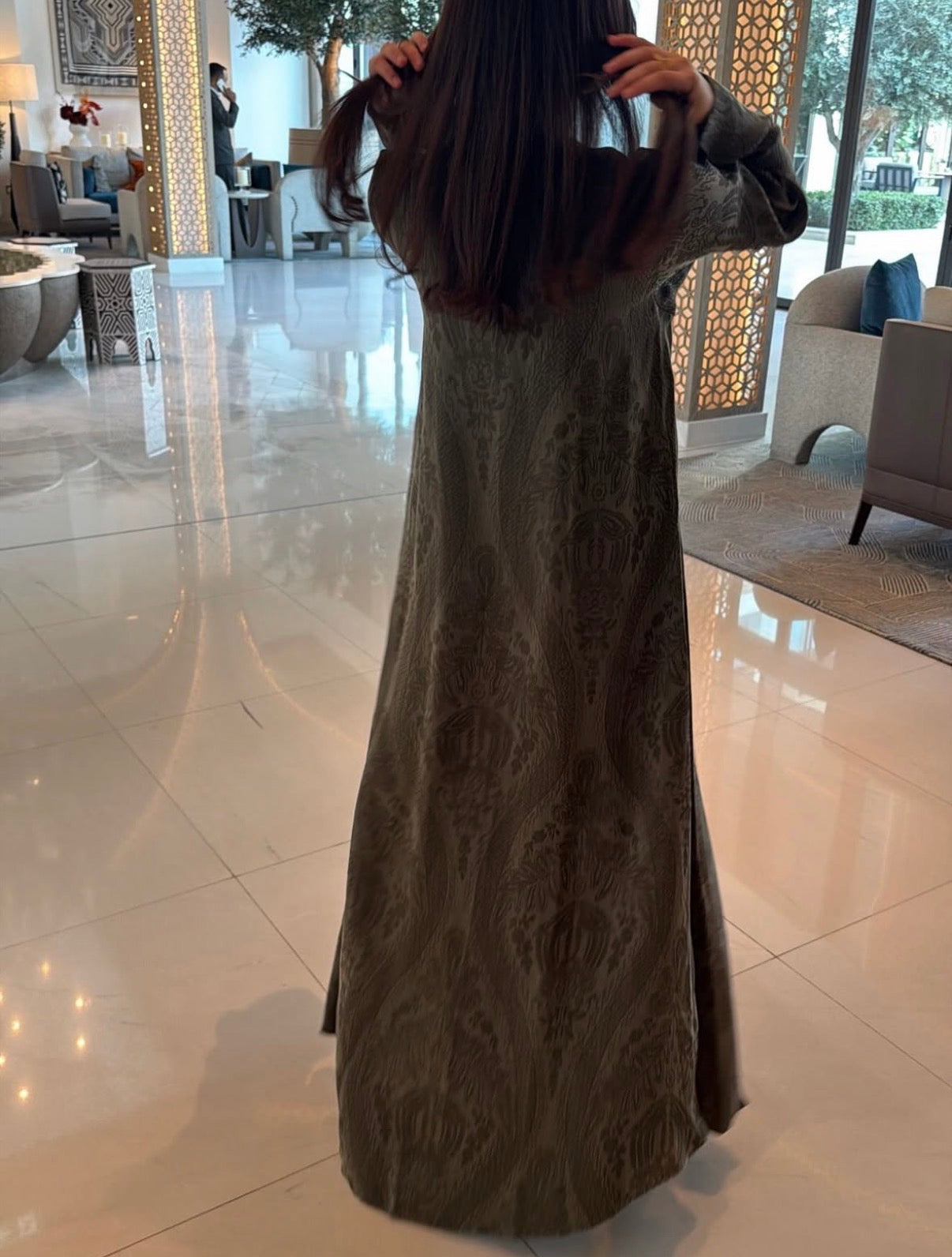 abaya l202